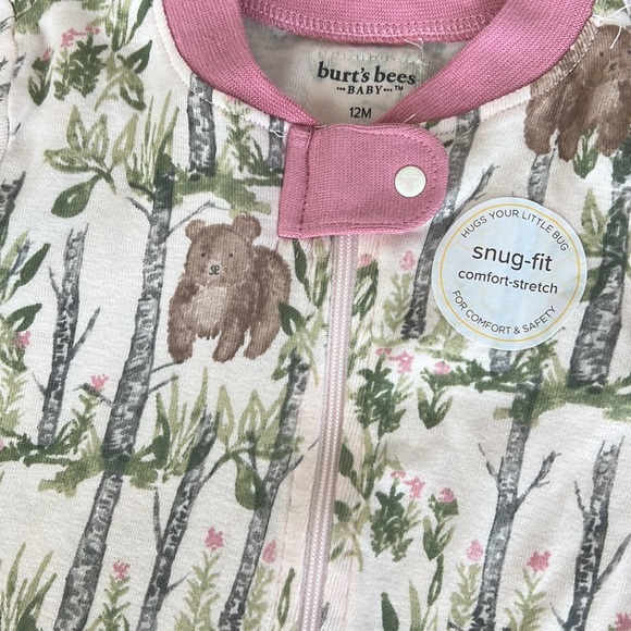 BNWT Burt’s Bees Baby ‘Wild Rose’ Footsie Pyjamas Size 12 M RRP $13.95 🐻🌹 - Picture 3 of 6